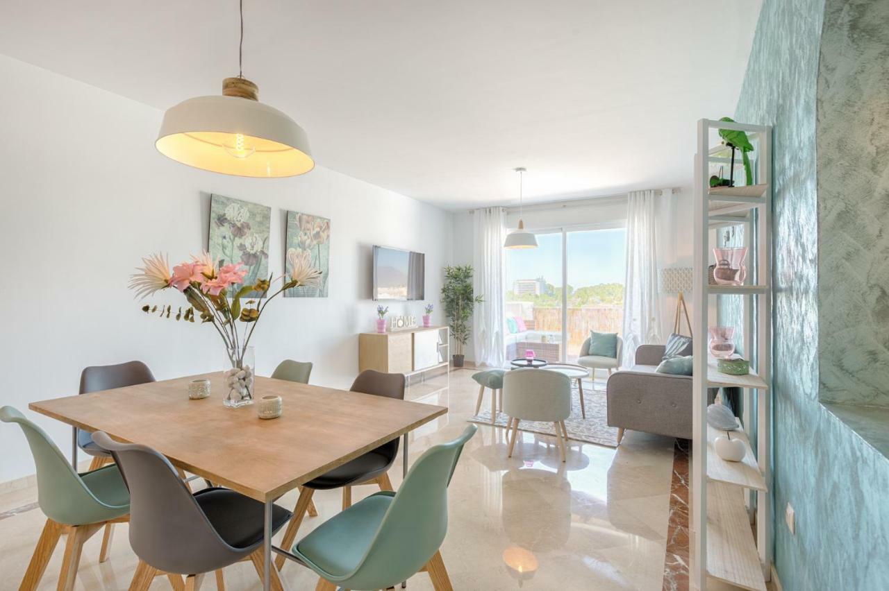 Апартаменты Sea & Mountain View Penthouse Эстепона Экстерьер фото